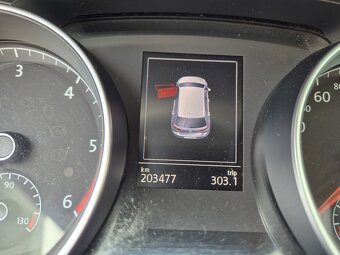 Volkswagen Golf VII 1.6 TDI 77 kW Comfortline 5°manuál - 16