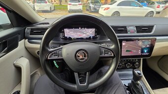 Škoda Superb Combi 2.0 Tdi Style - 16