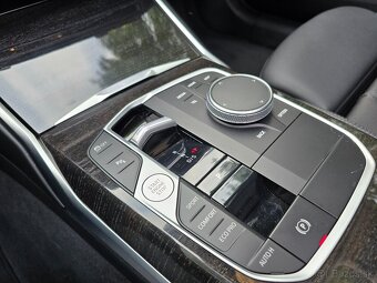 BMW 320d xDrive Touring Luxury line - 16