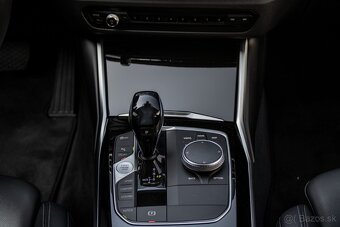 BMW Rad 3 Touring 330d xDrive A/T - 16
