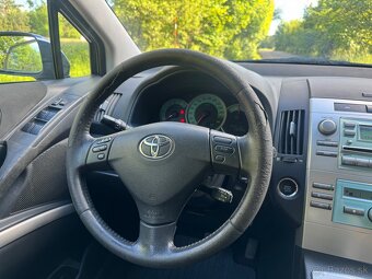 Toyota Corola Verso 1.8 Benzín, 95kw, Automat - 16