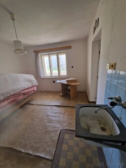 Na predaj 3 izbový rodinný dom - 16
