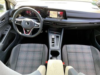 VW Golf VIII GTI 2.0 TSI - 16