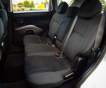 MItsubishi Outlander 2.0 DI-D 4x4 103kW-UZAVIERKA-DOVOZ ITA - 16