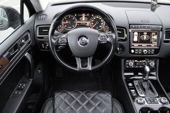 Volkswagen Touareg Executive 4Motion 3.0TDI V6 (2017-2019) - 16
