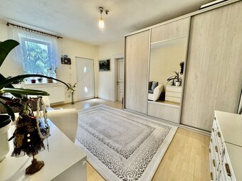 ‼️✳️ Predáme vidiecky / farmársky rodinný dom, Martin - Suča - 16