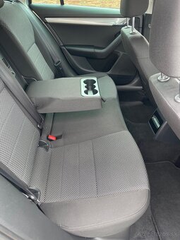 Škoda Octavia Combi 2.0 TDI 4x4 - 16