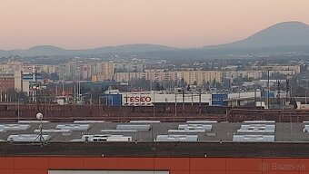 Na predaj 1,5 izbový byt na Budovateľskej ul. - 16