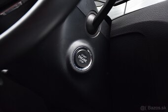 Škoda Superb Kombi 2.0 TDI DSG NAVI_VYHREV_KAMER_SR 2021 DPH - 16