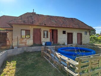 Predáme rodinný dom, pozemok 956 m2, Kmeťovo, okr. Nové Zámk - 16