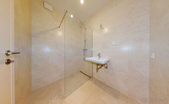 2-IZB. BYT S PARKINGOM, NOVOSTAVBA NA HRADNOM KOPCI - 16