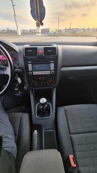Volkswagen Golf V 1,9 Tdi 77kw Zeder Bez hrdze slušný stav - 16