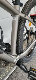 Horský bicykel TREK XCALIBER8,kolesá 27,5,rám 15,5"/40cm - 16