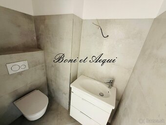 5 izbový RD na 1000m2 pozemku blízko Piešťan - 16