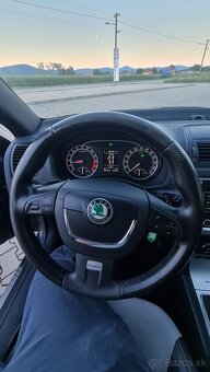 Škoda Octavia RS 2,0 TDi CR DSG F1, xenon navi nová STK EK - 16
