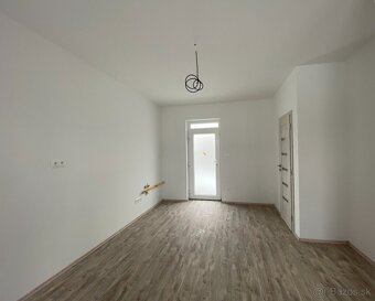 3-izbový  rodinný dvojdom na kľúč - 16