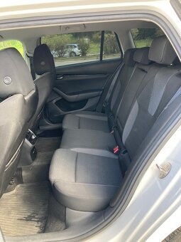 Škoda Octavia Combi Ambition 1,5 TGI (CNG) - 16