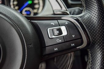 Volkswagen Golf R 2.0 TSI 221 kW 4Motion. - 16