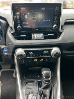 Toyota Rav4, 2.5 Hybrid Black Edition 1.maj - 16