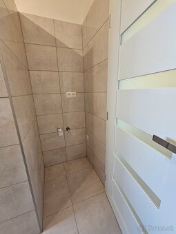 Novostavba 3 izbového bytu s parkovaním - Svinná NA PREDAJ - 16