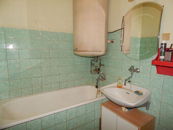 EXKLUZÍVNE-SPEKTRUM REALITY- Na predaj rodinný dom s pozemko - 16