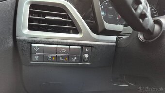 SsangYong Korando 1.5 Turbo e-XGI 163k Style - 16