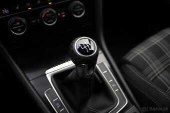 Volkswagen Golf Variant GTD 2.0 - 16