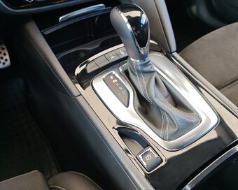 Opel Insignia ST 2.0 CDTi 128KW S Ultimate // AJ NA SPLÁTKY/ - 16