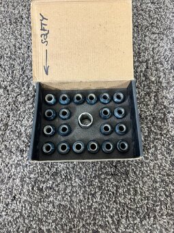 Renault, Volvo, Mitsubishi, Subaru, Honda, Mazda….. - 16