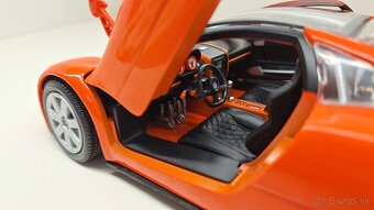 1:18 VOLKSWAGEN NARDO W12 - 16