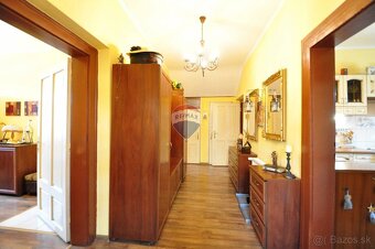 Rodinný dom na predaj – Poprad, pozemok 810 m2, mestská časť - 16