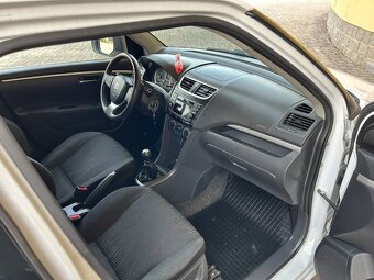 Suzuki Swift GLX 5/2012 162tis.km Kúpené v SR - 16