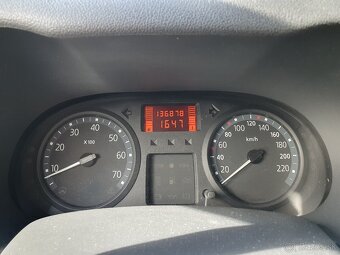 Renault Clio 1.2i - 43 KW - 16