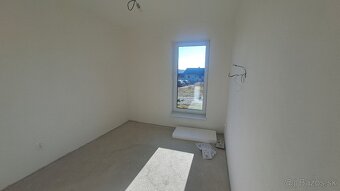 REZERVOVANÉ 4 . izb. Rodinný dom Nitra - Štitáre - 16