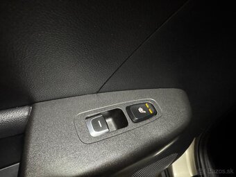 KIA Sportage 1.6 benzín,97KW,2017,SK auto,ťažné zariadenie - 16