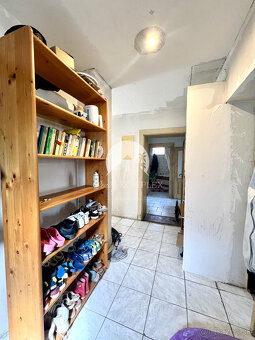 Reality KOMPLEX s.r.o. ponúka na PREDAJ priestranný 5-izbový - 16