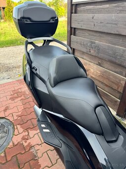 Maxi Skuter BMW C650GT - 16