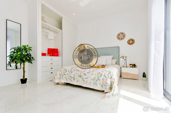 Luxusný dom 4+kk s bazénom, Torrevieja-Los Montesinos, Špani - 16