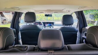 Mercedes-Benz E trieda Kombi 300 T d Avantgarde 4Matic 7-m - 16