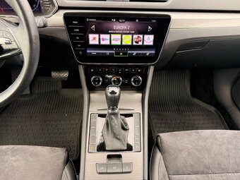Škoda Superb Combi 2.0 TDI SCR Style DSG - 16