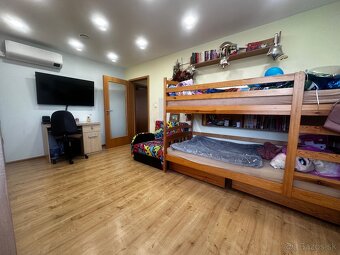 Rodinný dom snov v Košeci – priestranný bungalov s dvojgaráž - 16