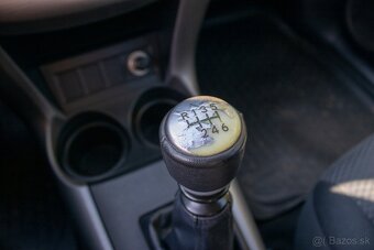 Toyota RAV4 - 16