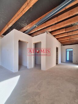 Predáme bungalov Veľká Ida 160m2 + teraska 30m2, 943m2 pozem - 16