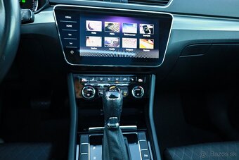 Superb Combi 2.0 TDI SCR Style DSG - 16