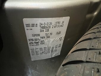 Predám Škoda Superb 1,9TDI 96kw ELEGANCE - 16