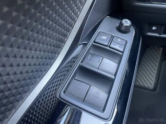Toyota C-HR 1.8 Hybrid Style E-CVT - 16