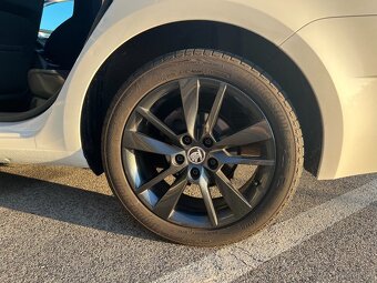 ŠKODA OCTAVIA, 2.0 TDI 110KW, Manuál, SPORTLINE, Dynamic+ - 16