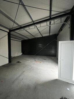 Predám sendvičovú halu o rozmere 300m² - 16