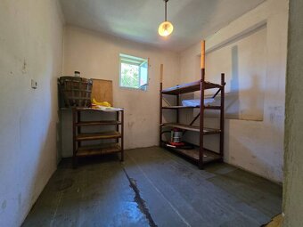 NA PREDAJ - 4 izbový Rodinný dom - 16