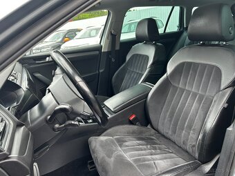 Škoda Superb Combi - 16
